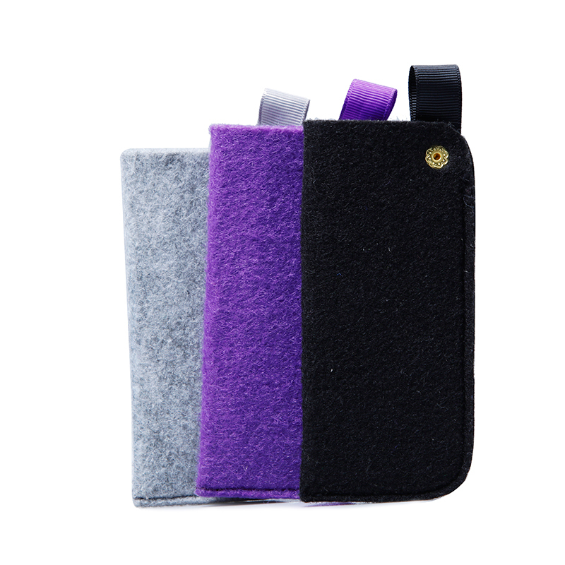 Small Felt Purse For Power Bank Packaging With Small Handle And Button Close